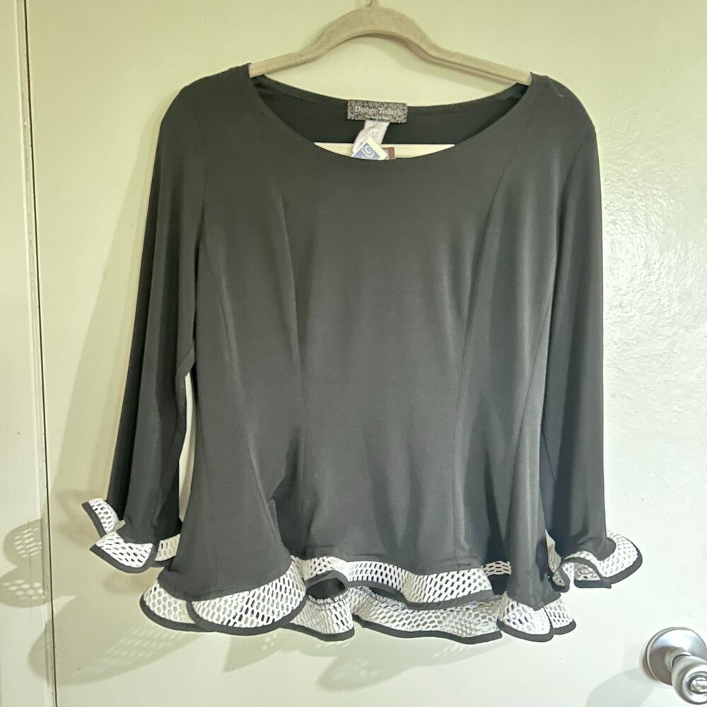 NWT Design Today by Song & Sung Peplum Blouse